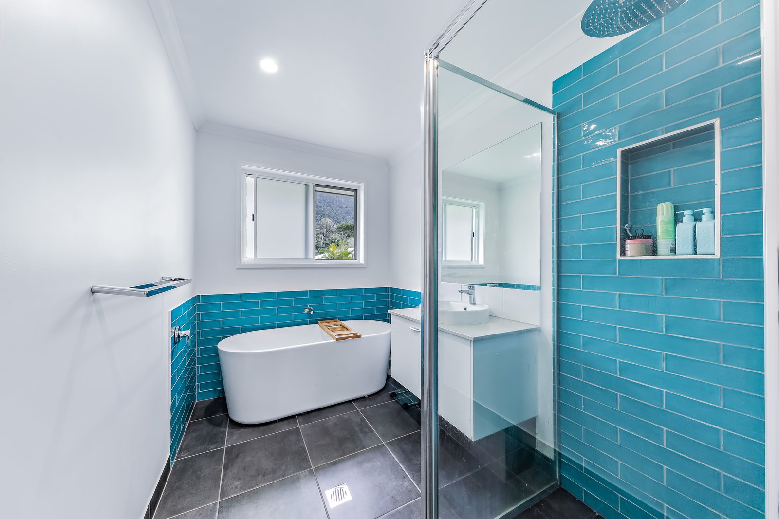 3 Nathan Court JUBILEE POCKET 7