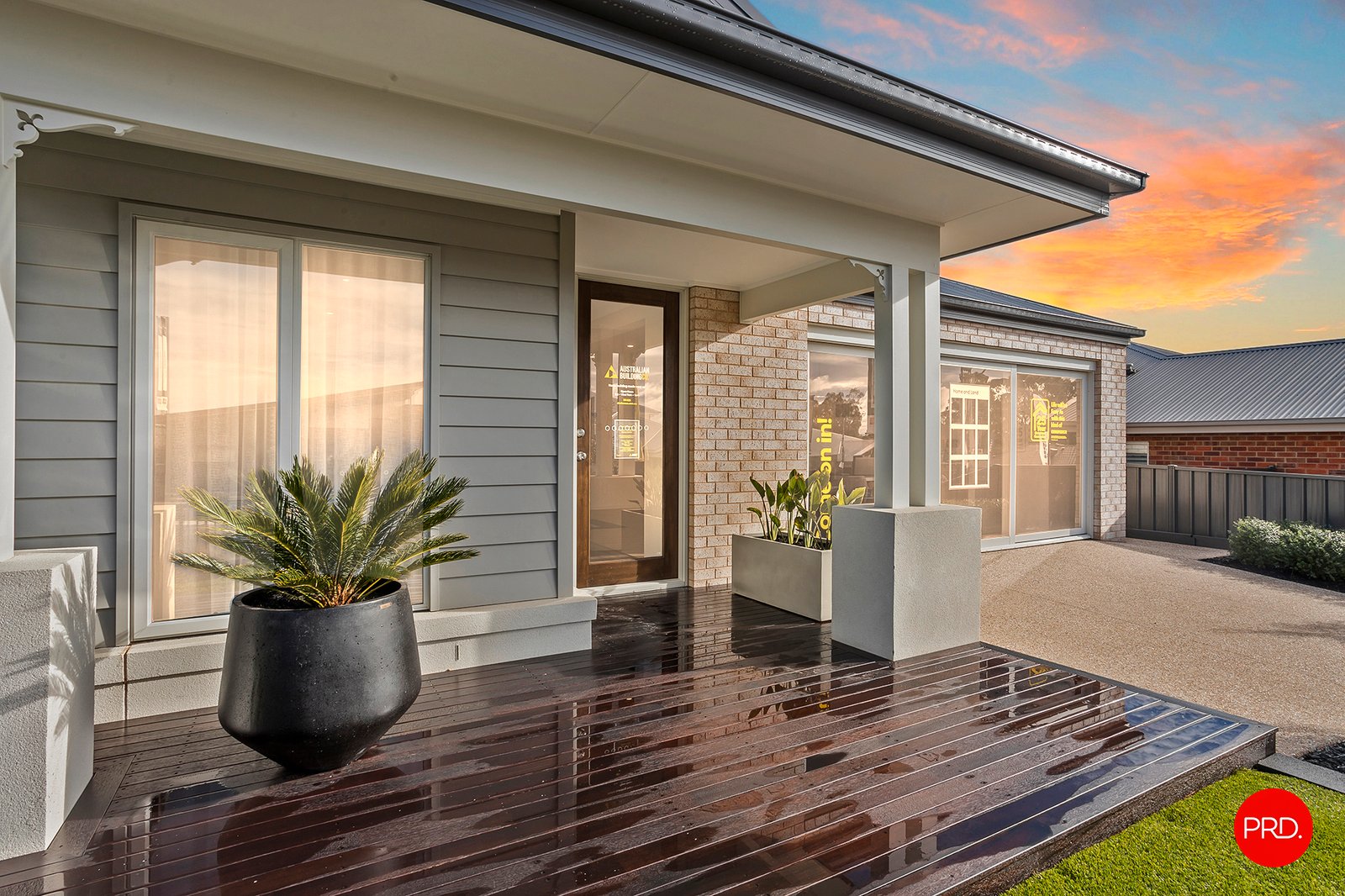 3 Neon Crescent STRATHFIELDSAYE 2