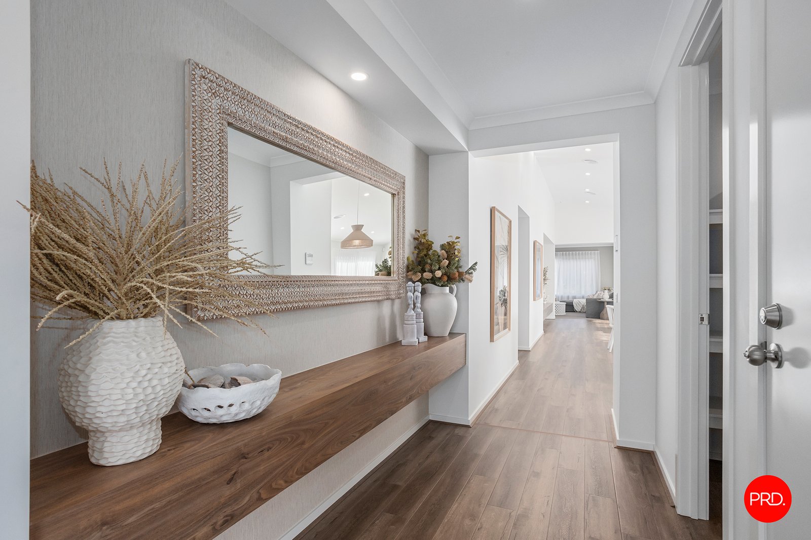 3 Neon Crescent STRATHFIELDSAYE 3