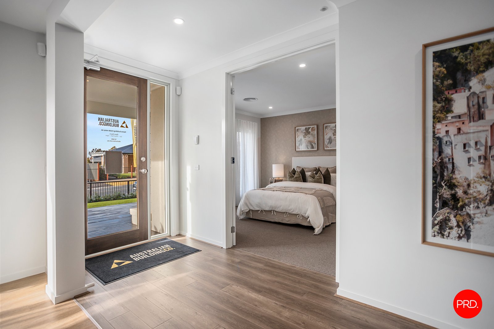 3 Neon Crescent STRATHFIELDSAYE 10