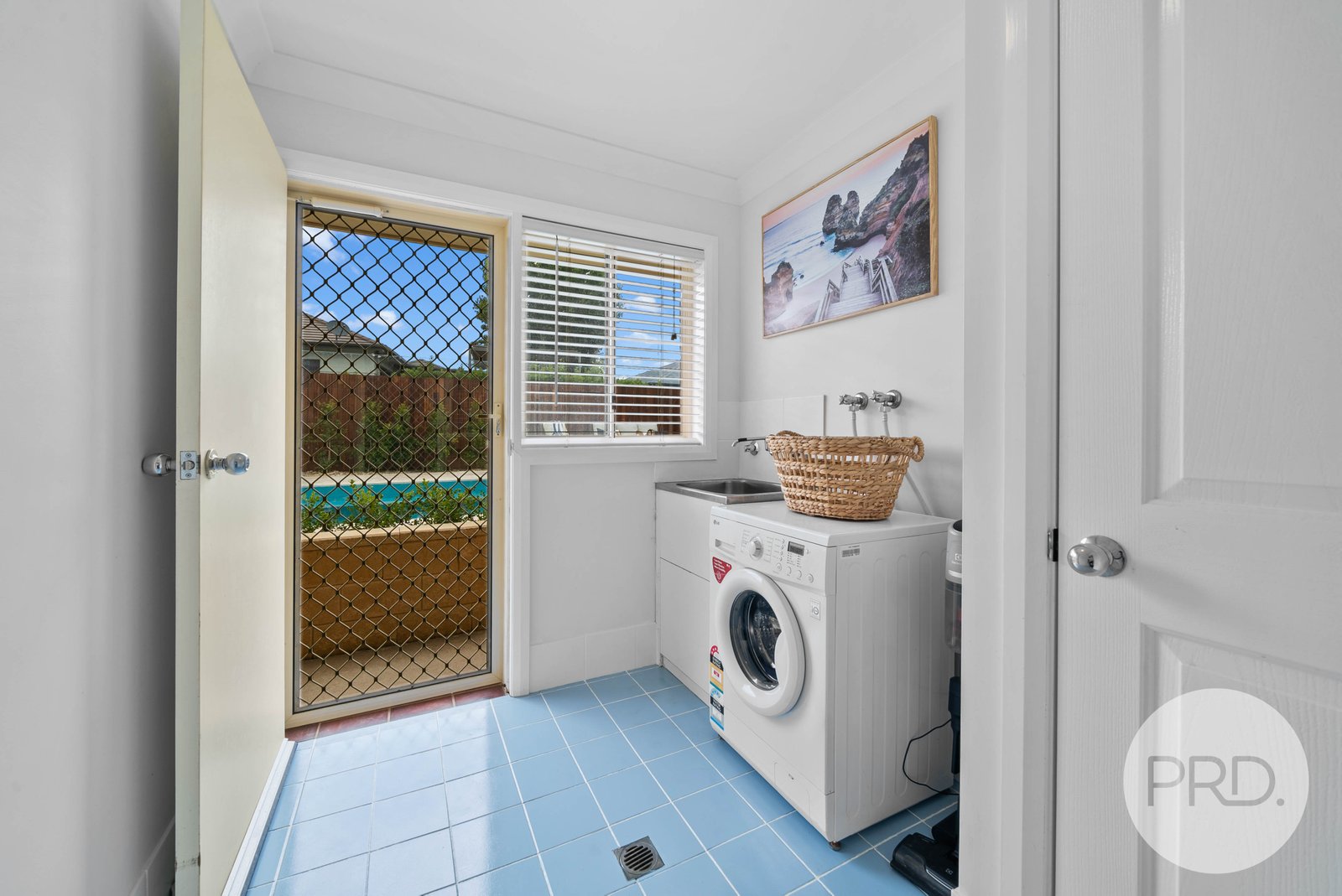 3 Nethereby Place BOURKELANDS 13