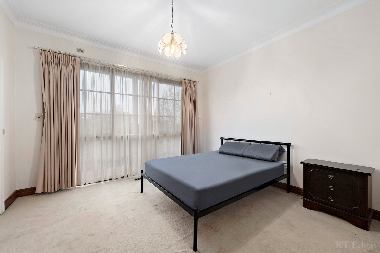 Real Estate and Property in 3 Newbury Close, Templestowe Lower, VIC