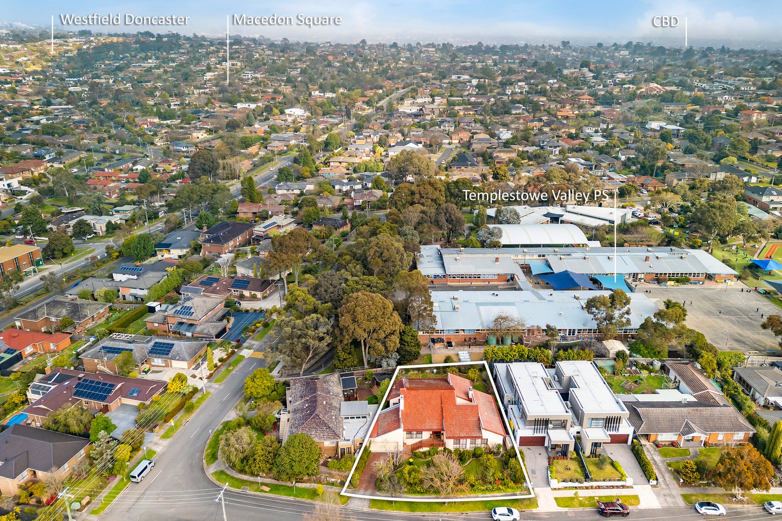 Real Estate and Property in 3 Newbury Close, Templestowe Lower, VIC