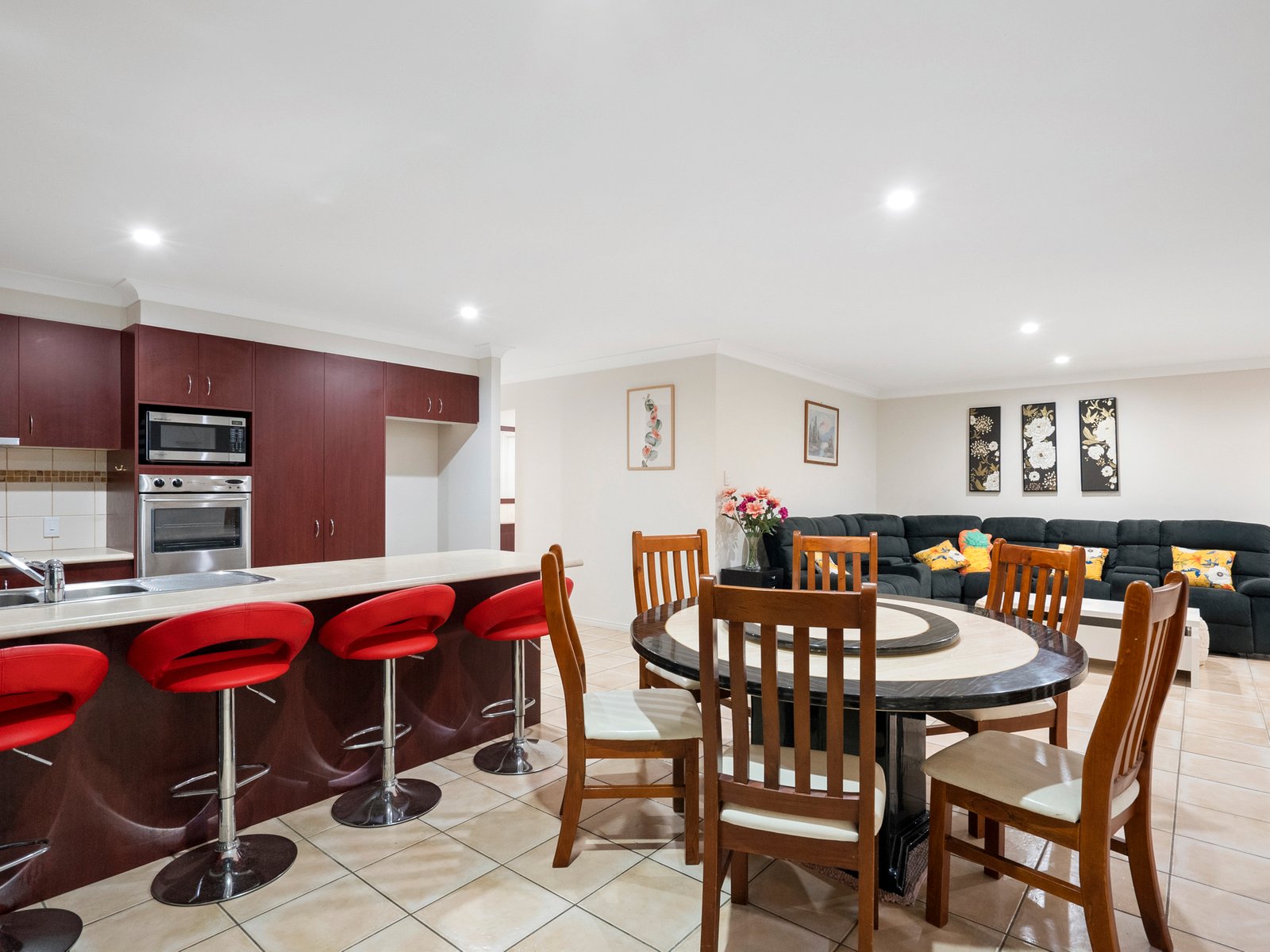 3 Numalla Court ELANORA 1