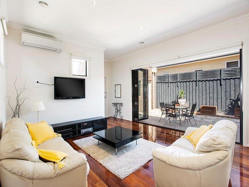 Gallery: 3 Oakwood Avenue