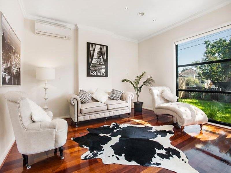 Gallery: 3 Oakwood Avenue