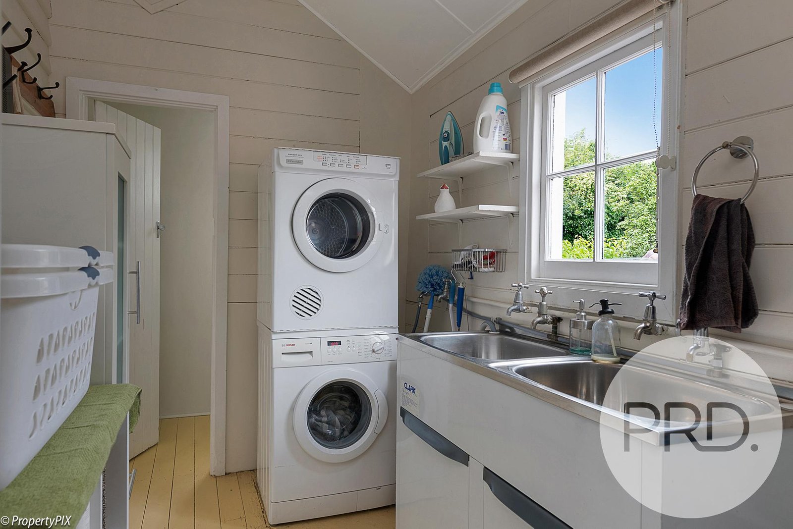 3 Oldham Avenue NEW TOWN 11