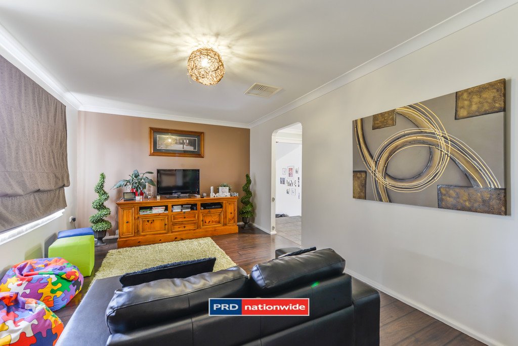 3 Orana Place TAMWORTH 2
