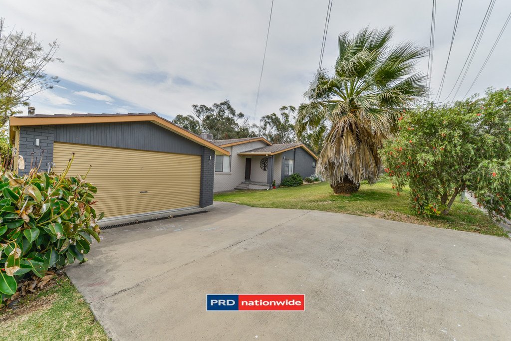 3 Orana Place TAMWORTH 10