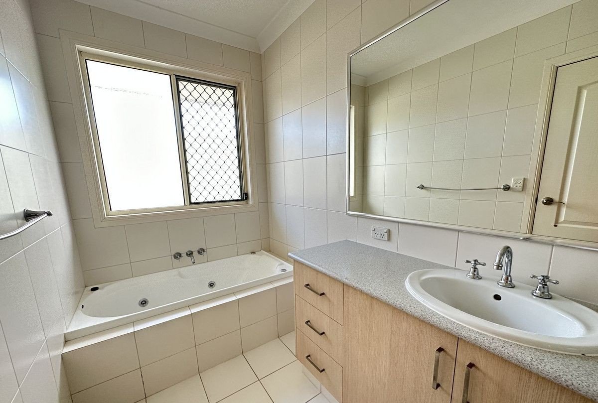 3 Orchid Tree Court Robina 24