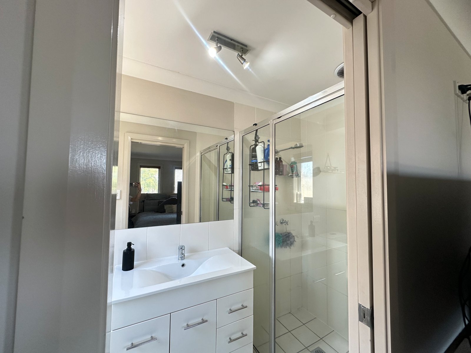 3 Orley Drive TAMWORTH 5