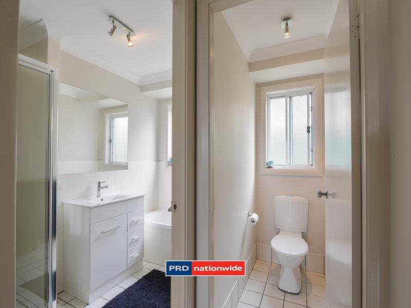 3 Orley Drive TAMWORTH 7