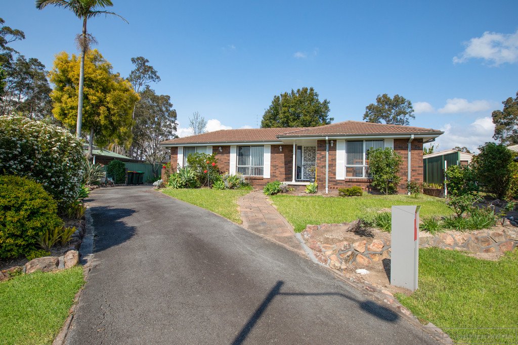3 Owen Close THORNTON 1