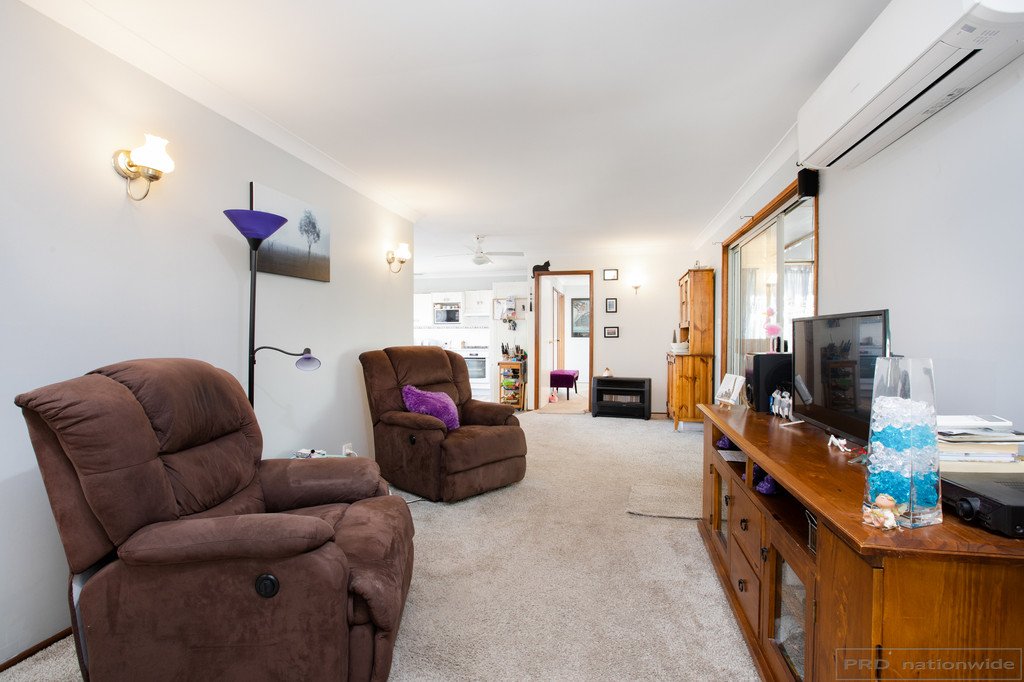 3 Owen Close THORNTON 9