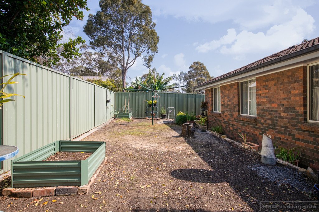 3 Owen Close THORNTON 17