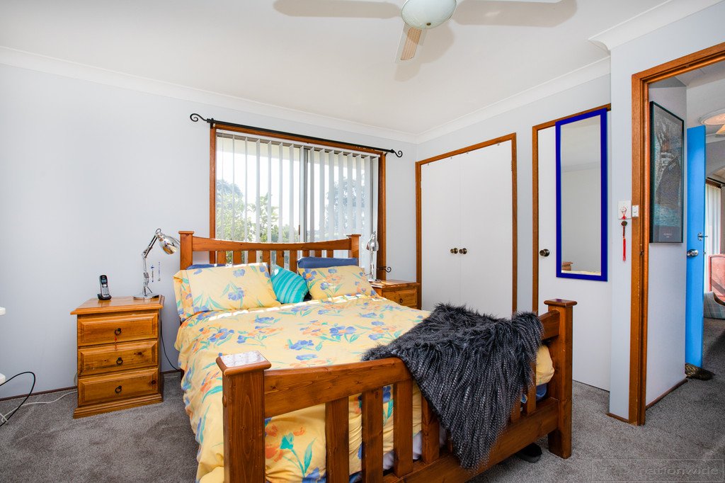 3 Owen Close THORNTON 18