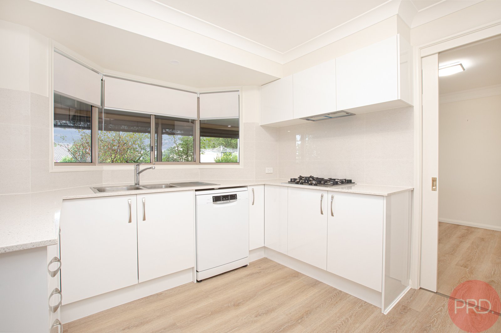 3 Pacific Crescent ASHTONFIELD 10