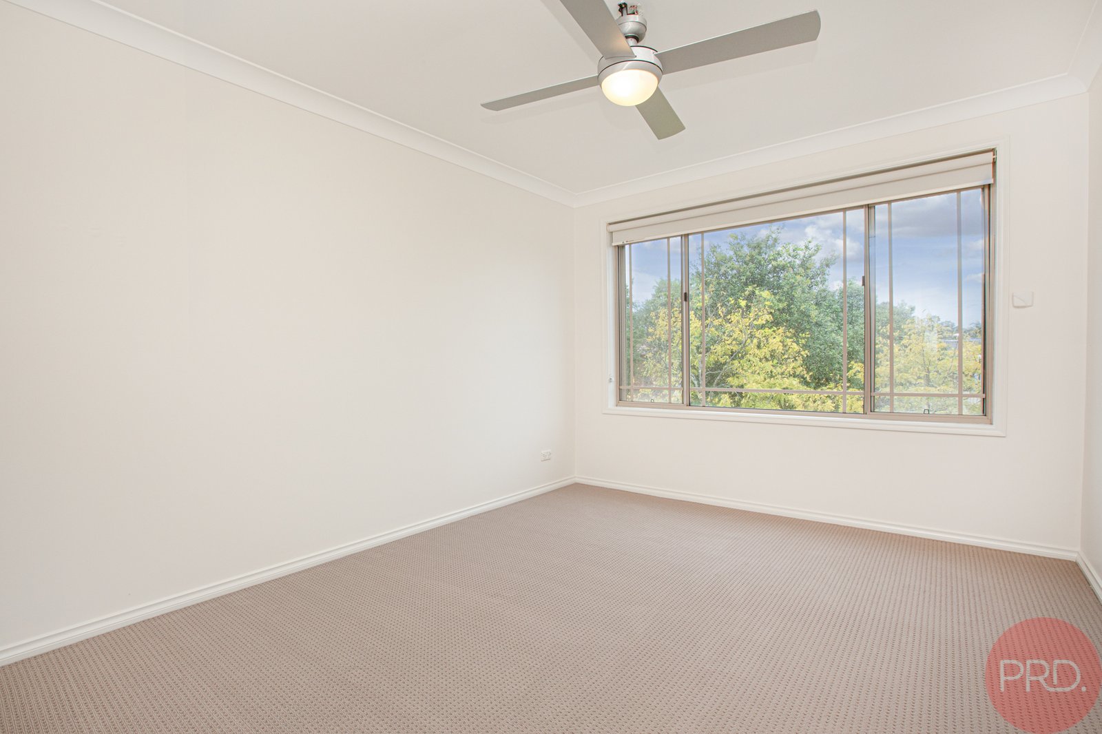 3 Pacific Crescent ASHTONFIELD 20