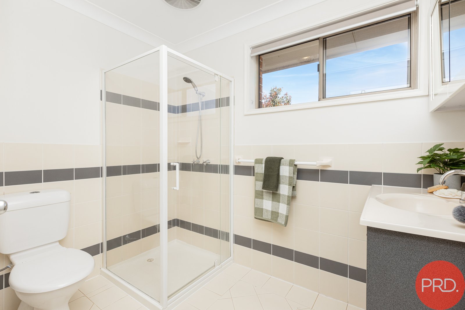 3 Pacific Crescent ASHTONFIELD 29