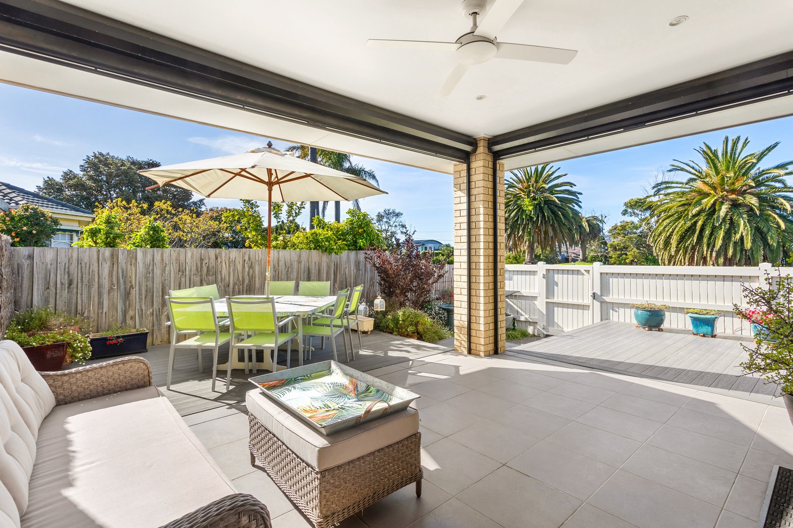 Gallery: 3 Palm Tree Drive