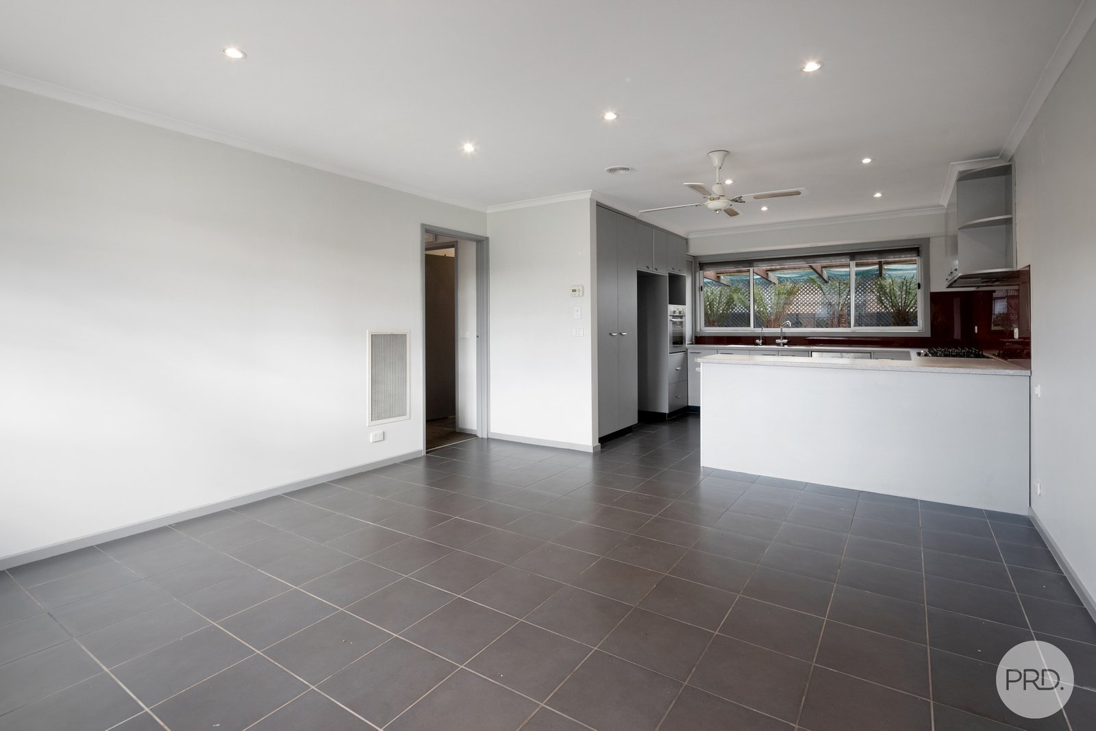 3 Panorama Drive DELACOMBE 4