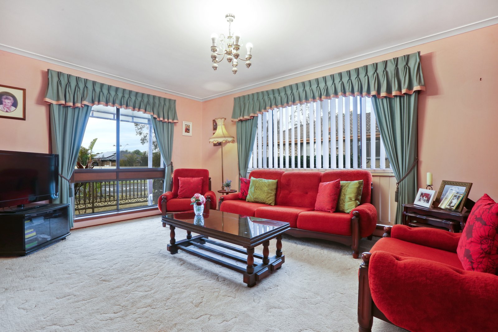 3 Parkdale Avenue HORSLEY 2