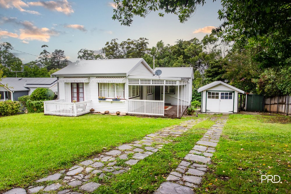 3 Paterson Rd  Springwood 2