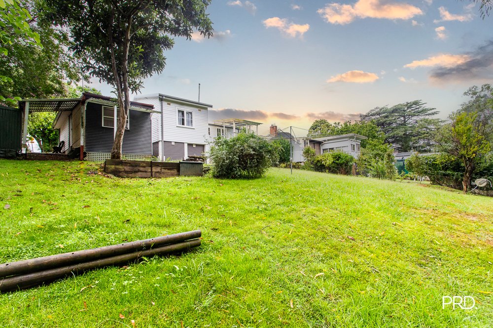 3 Paterson Rd  Springwood 4