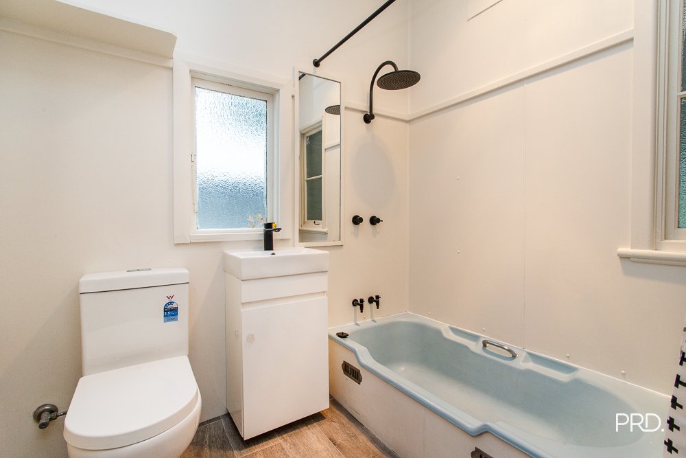 3 Paterson Rd  Springwood 11