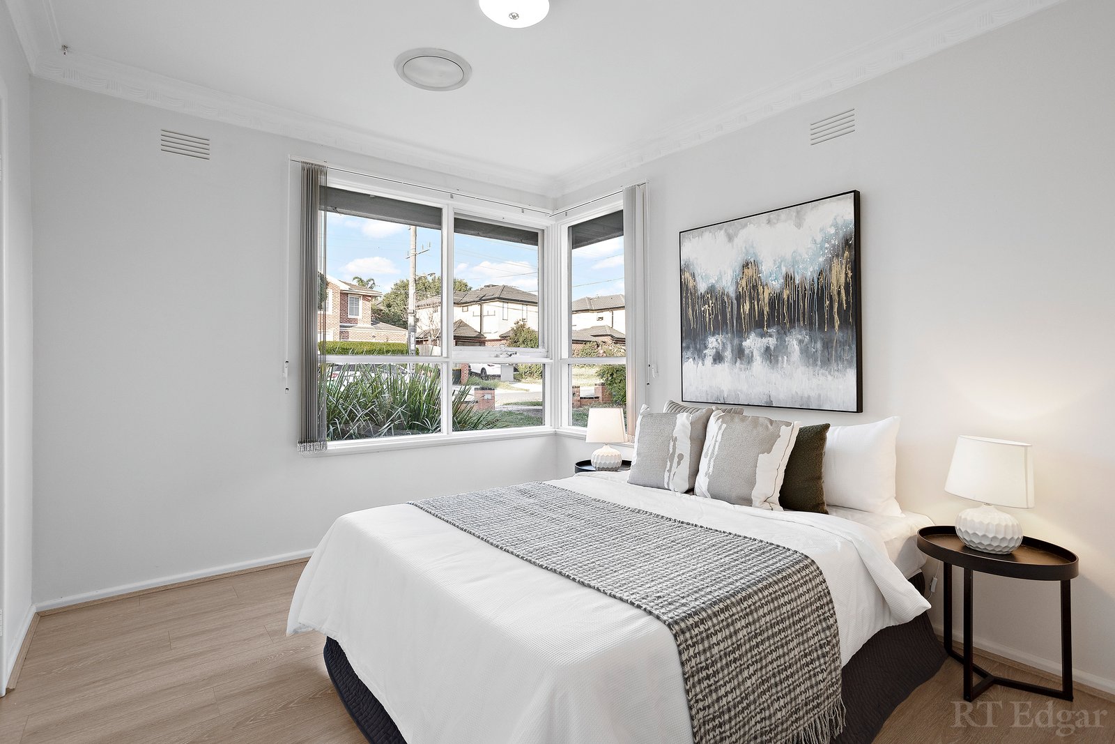 Real Estate and Property in 3 Paul Street, Doncaster, VIC