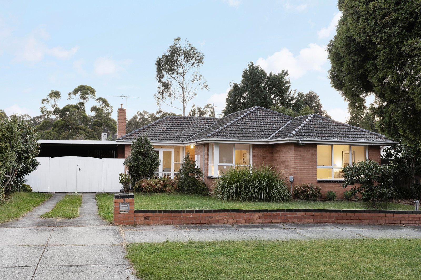 Real Estate and Property in 3 Paul Street, Doncaster, VIC