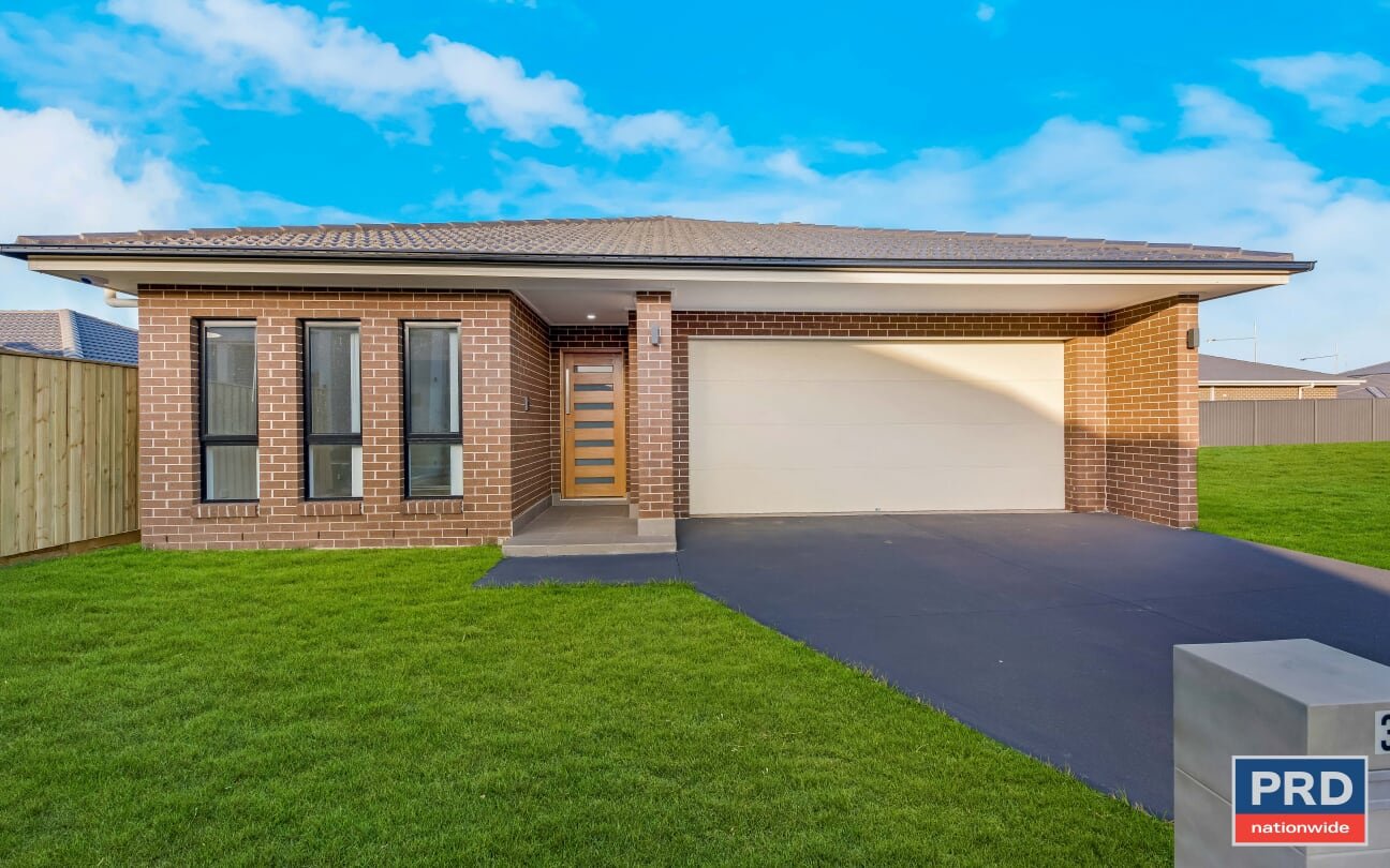 3 Peckham Grove ORAN PARK 1