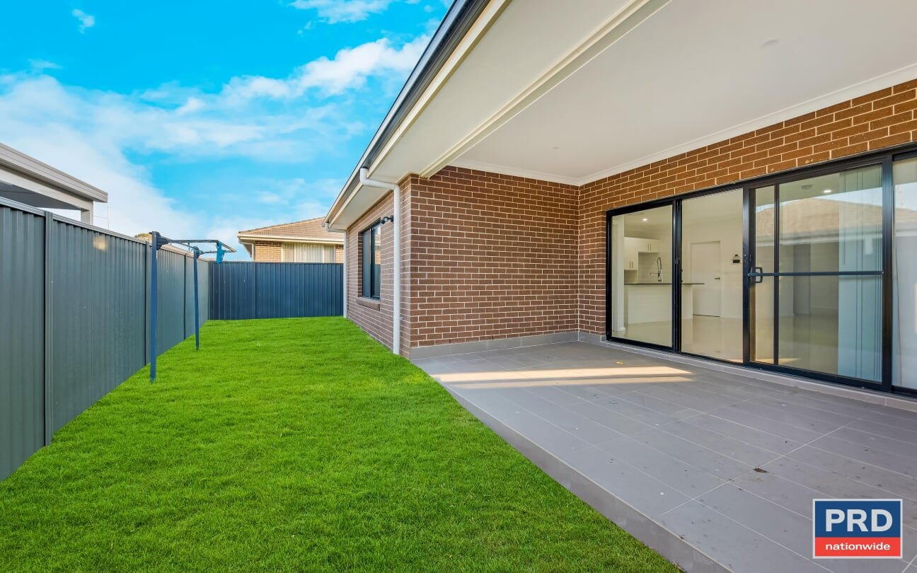 3 Peckham Grove ORAN PARK 6