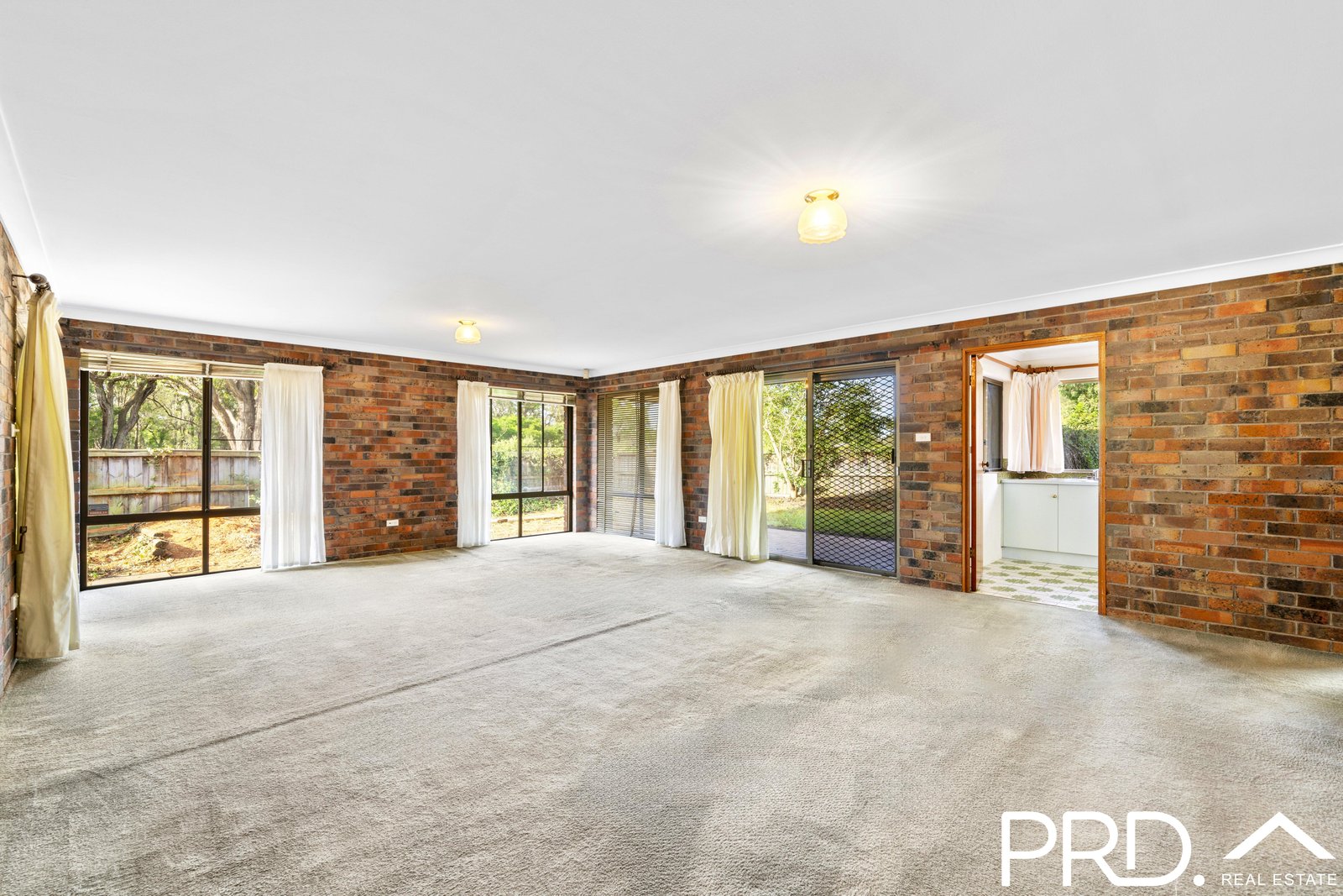 3 Peeler Place MILPERRA 2