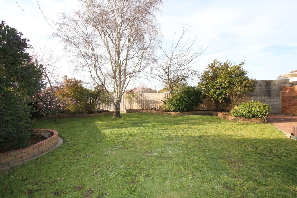 3 Peter Court SEBASTOPOL 21