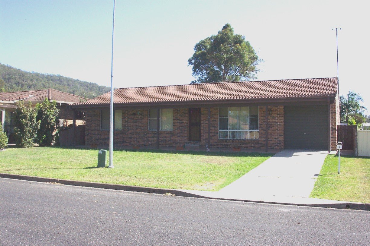 3 Phillip Close LAKEWOOD 1