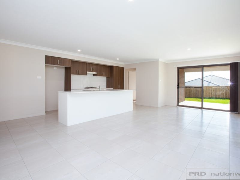 3 Plover Circuit ABERGLASSLYN 6