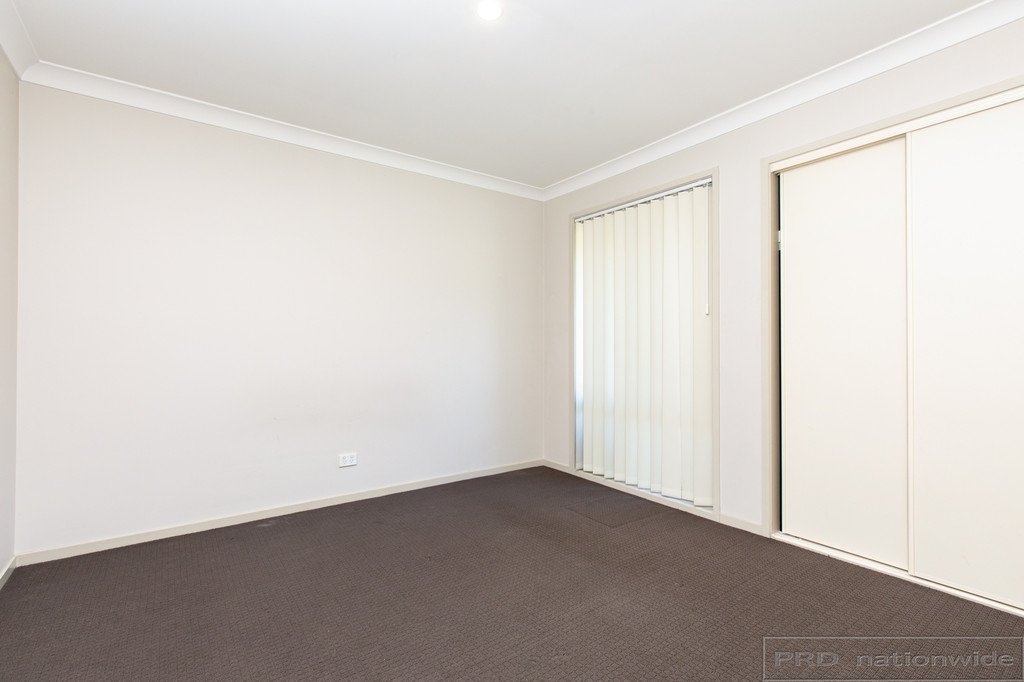 3 Pomax Close EAST MAITLAND 4