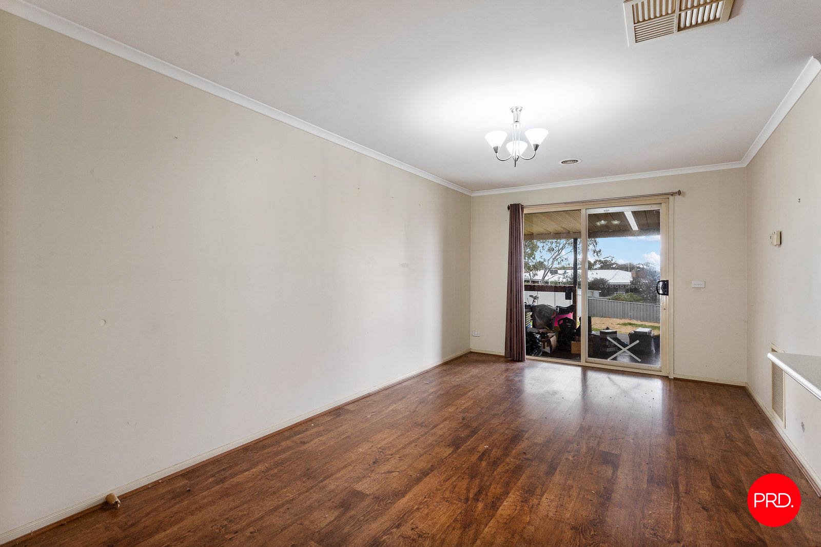 3 Poorinda Crescent KANGAROO FLAT 4