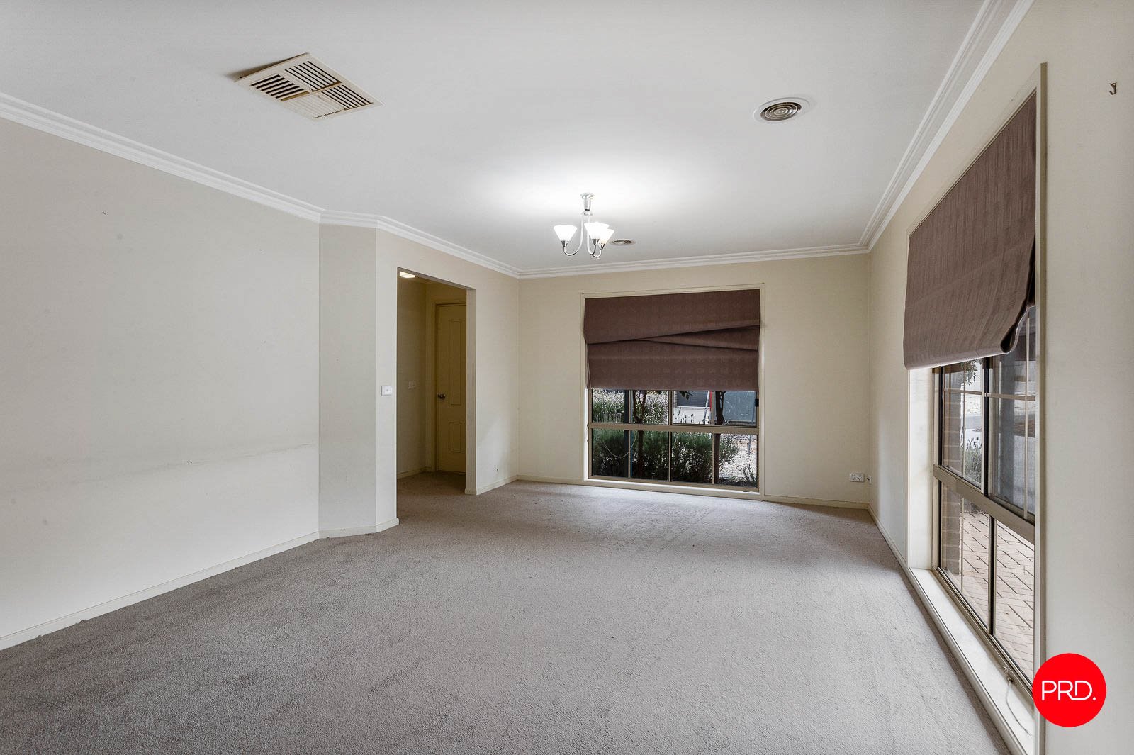 3 Poorinda Crescent KANGAROO FLAT 5