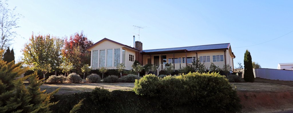 3 Power Street TUMBARUMBA 1