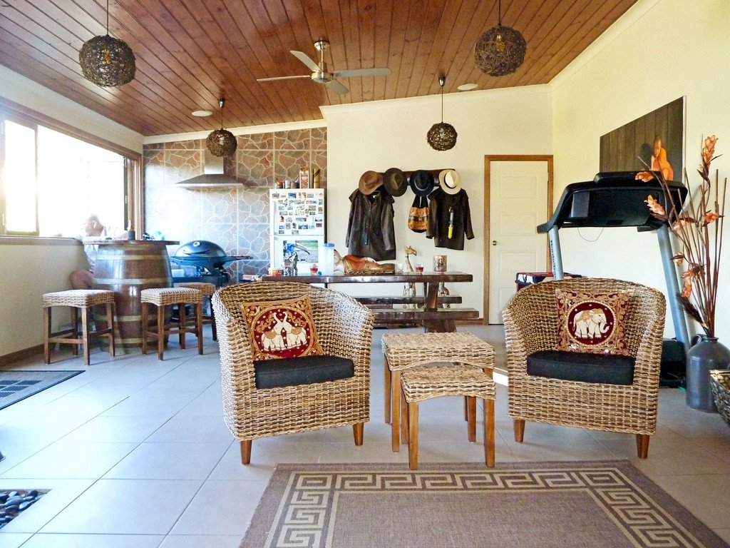 3 Power Street TUMBARUMBA 13