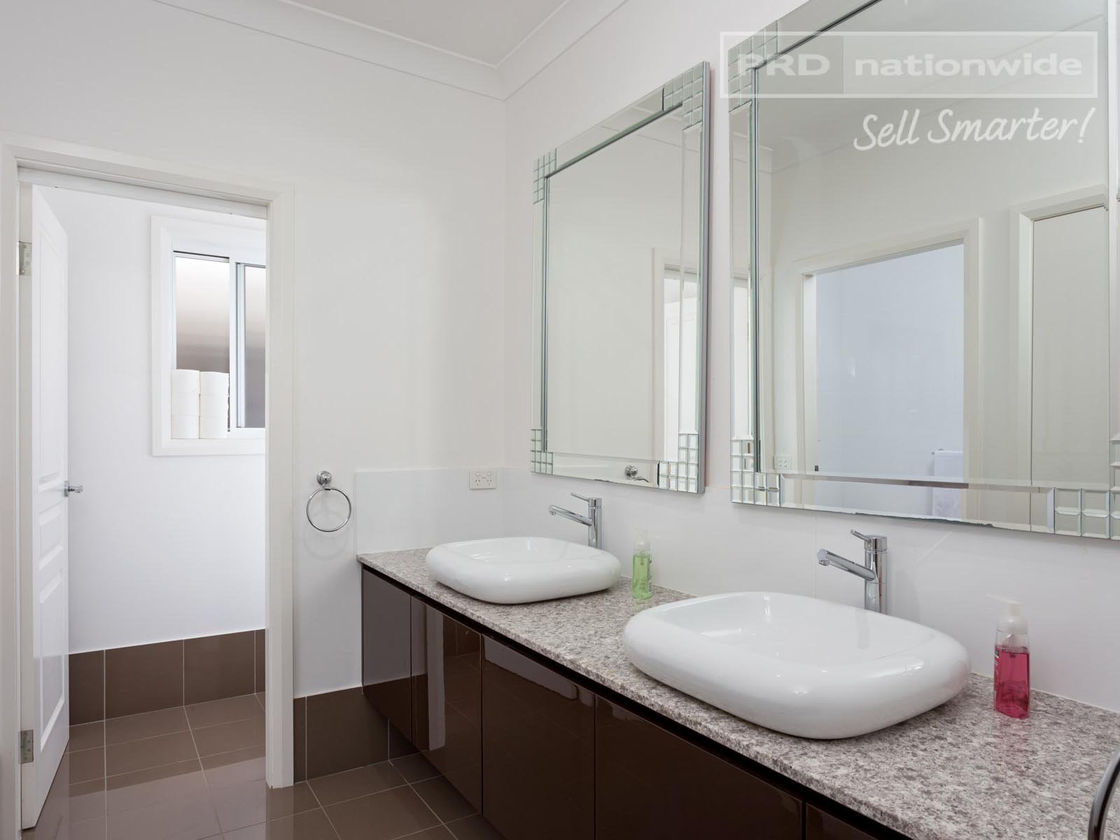 3 Preston Crescent LLOYD 8