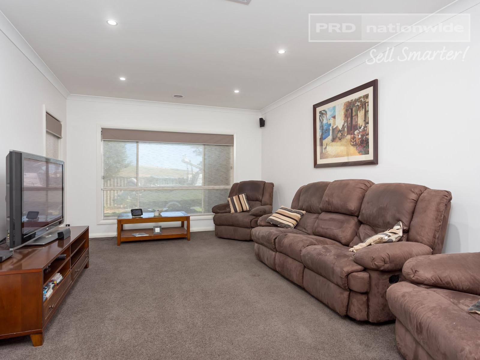 3 Preston Crescent LLOYD 10