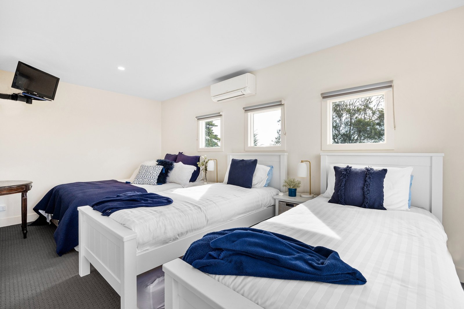 Real Estate and Property in 3 Primrose Lane, Sorrento, VIC