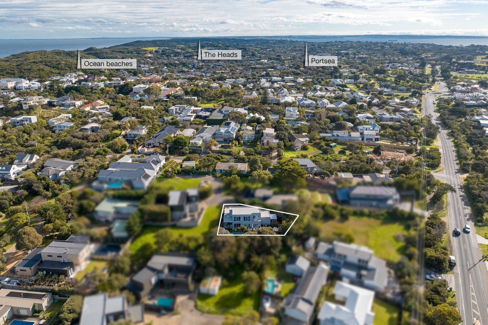 Real Estate and Property in 3 Primrose Lane, Sorrento, VIC