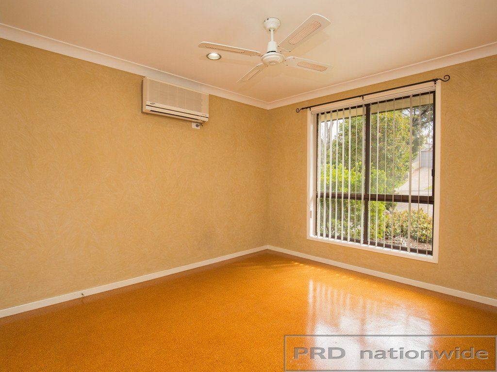 3 Quinton Close RUTHERFORD 3