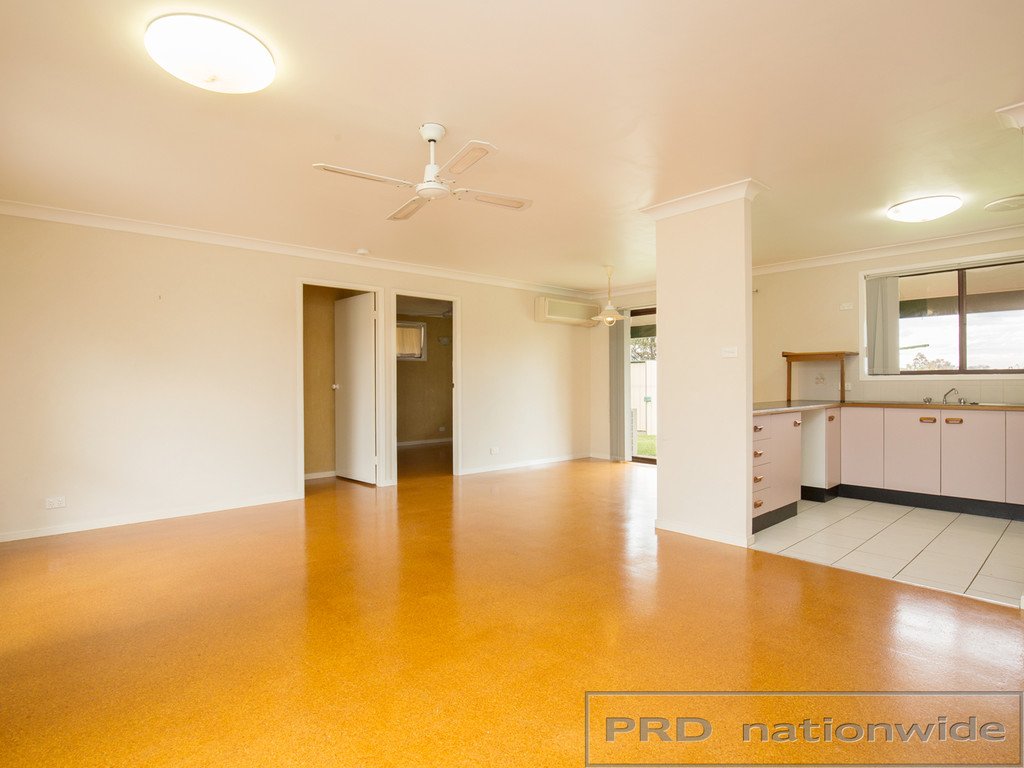 3 Quinton Close RUTHERFORD 4