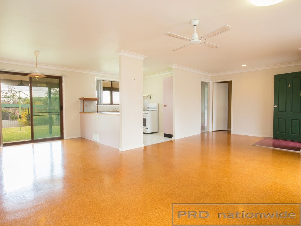 3 Quinton Close RUTHERFORD 8