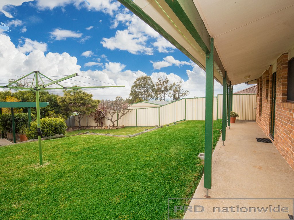 3 Quinton Close RUTHERFORD 14